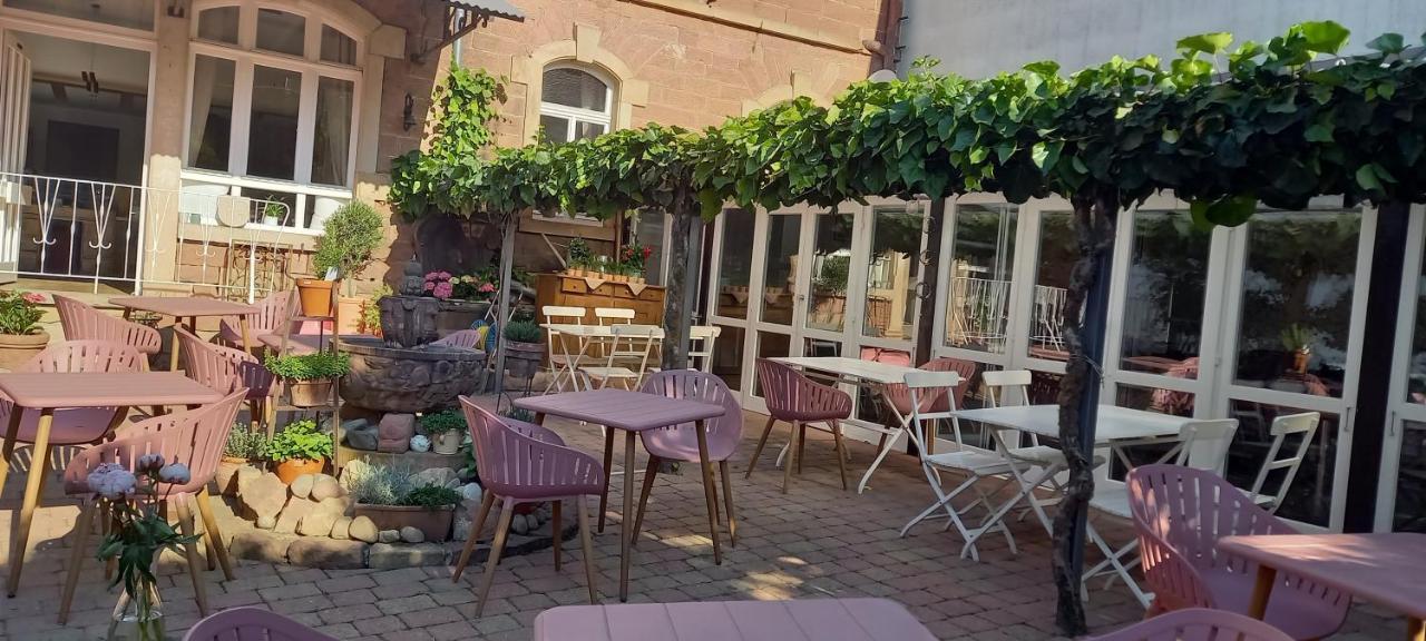 Gasthaus Mandelhof Neustadt an der Weinstraße Exterior foto